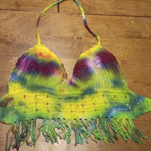 knot fade away Tops - Tie dyed crocheted top